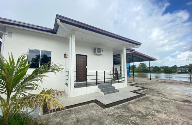 D’Surati River View Homestay