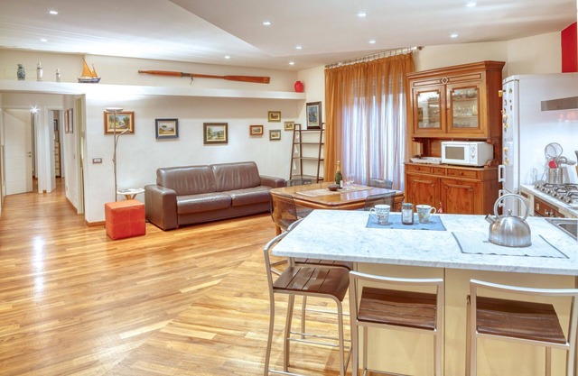 Dai Fiorentini - für 8, 2 Schlafzimmer + 1 angrenzend, 500 m vom Strand, im Zentrum