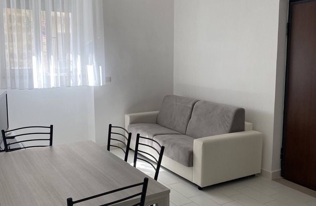 Daisy Apartment