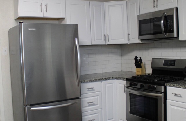 Dallas Fort Worth Home on Fenwick 3 bedroom 2 bath
