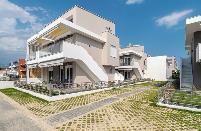 One Bedroom Apartment in Danai & Palm Residential Complex