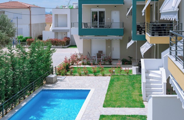 Two-Bedroom Apartment with Pool Access in Danai & Palm Residential Complex