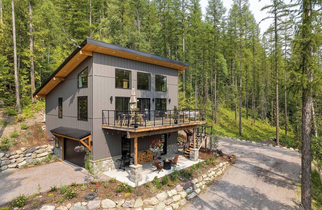 Dancing Bear Haus - Gorgeous Mountain Modern bet/ Glacier Nat’l Park & Whitefish