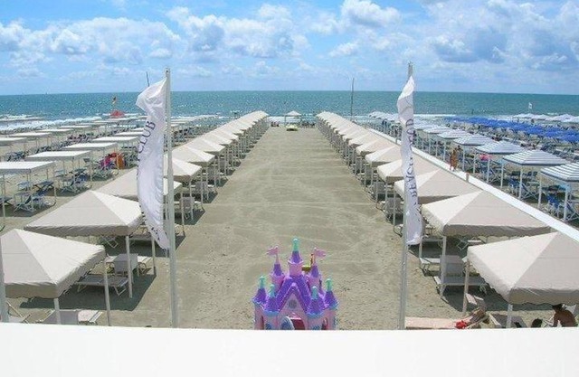 Danio beach house