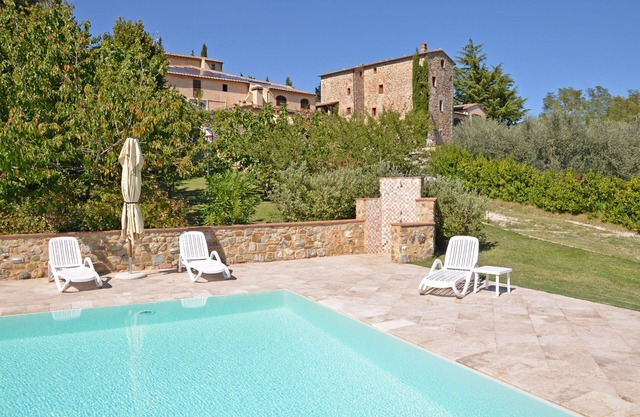 Dante 6 - Ferienwohnung mit Schwimmbad in Volterra, Toskana