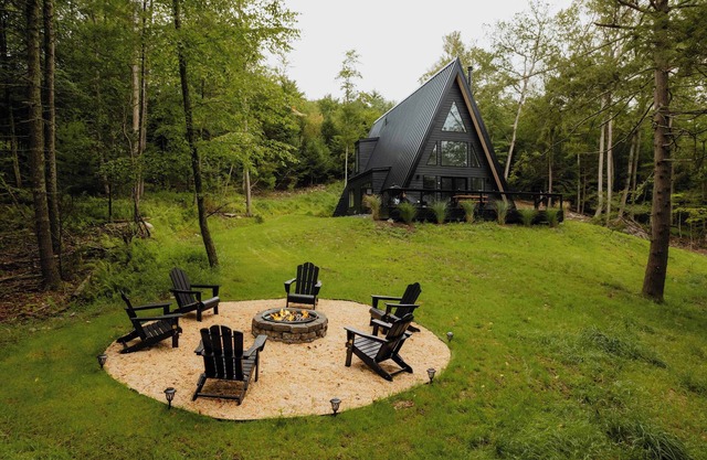 Darby A-Frame + Cabin: Stylish + Modern w/ Sauna