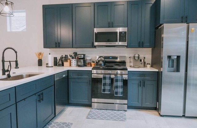 Dark Sky Chalet - Pet-Friendly