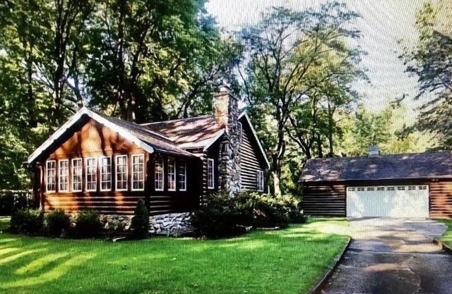 Darling 3bdrm 2ba cabin on acre; .5 to lake Min. 30 days