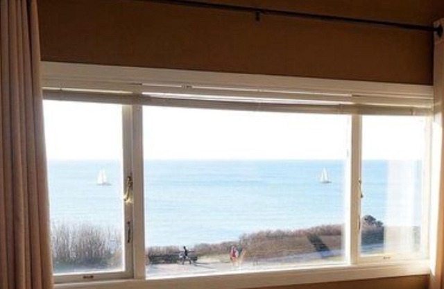 Dashwood Manor Seaside Bed & Breakfast