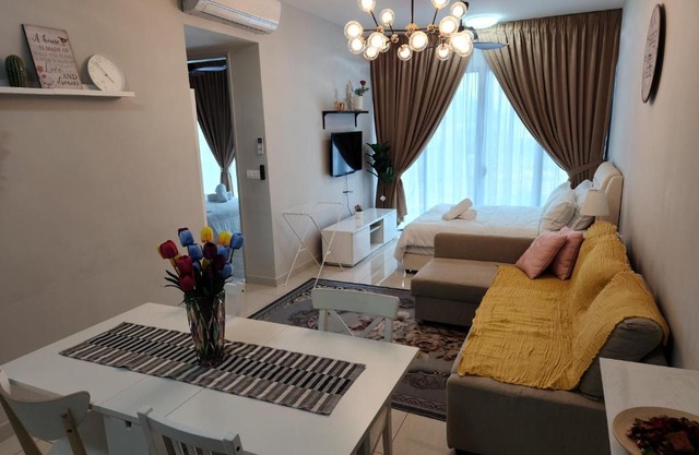 Datum Jelatek linked LRT and MALL with Netflix -Disney -WashDryer