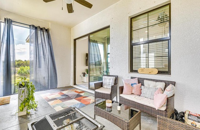 Day Trip to Fort Myers Beach Pet-Friendly Home!