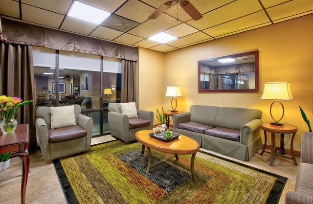 Days Inn by Wyndham Batesville