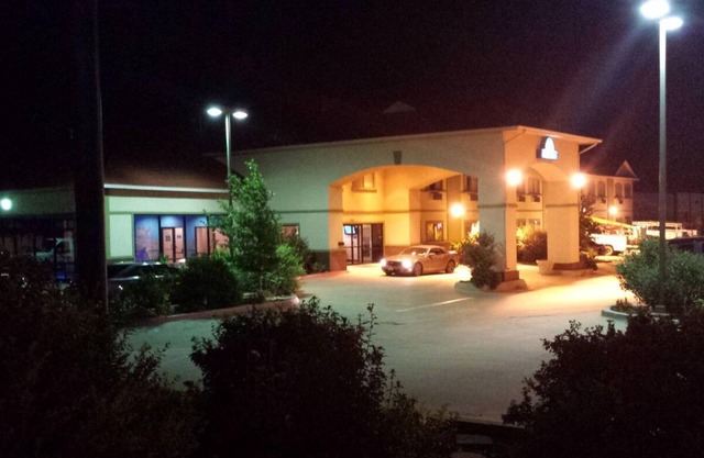 Days Inn by Wyndham Childress