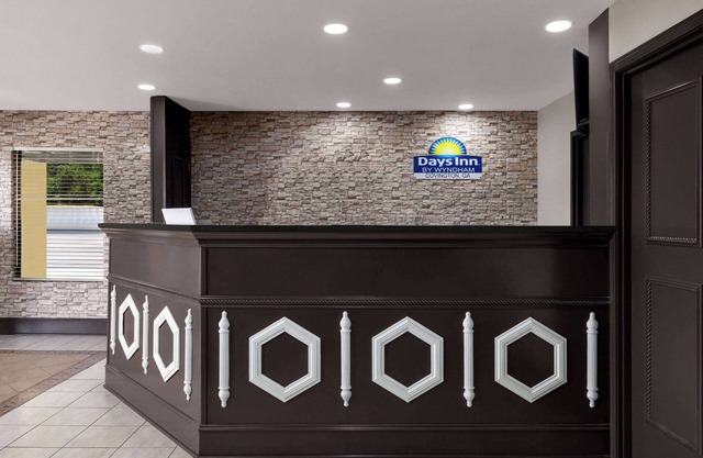 Days Inn by Wyndham Covington