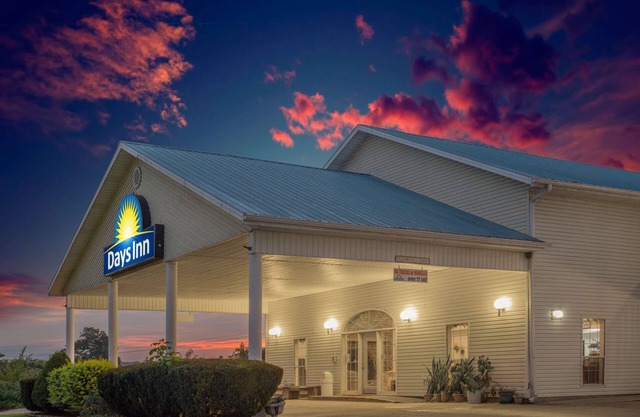 Days Inn by Wyndham Hardy