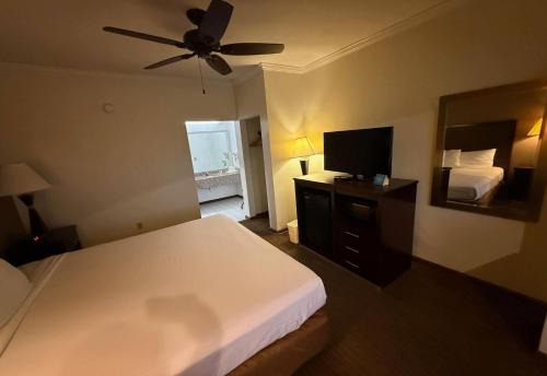 Days Inn by Wyndham Navasota