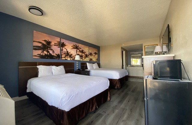 Days Inn by Wyndham Ontario Airport