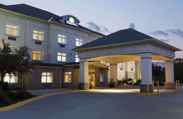 Days Inn by Wyndham Orillia
