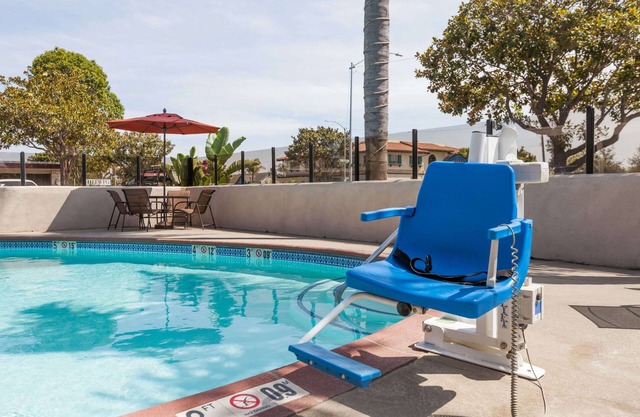 Days Inn by Wyndham Santa Maria