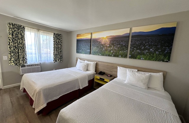 Days Inn by Wyndham San Marcos