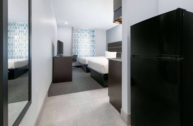 Days Inn by Wyndham Zachary LA