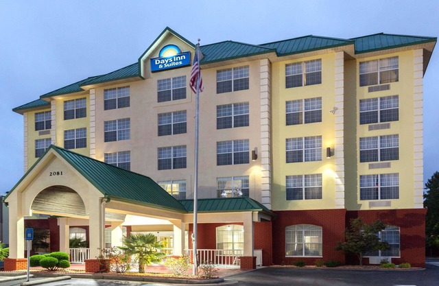 Days Inn & Suites by Wyndham Tucker/Northlake