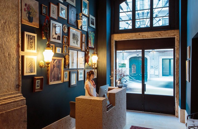 Dear Lisbon - Gallery House