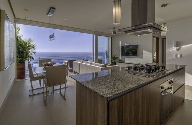 HEISSWANNE DECK | AMAPAS 353 | BLOCK 2 STRAND | DACHPOOL | GYM | PETS | LOS MUEURTOS STRAND