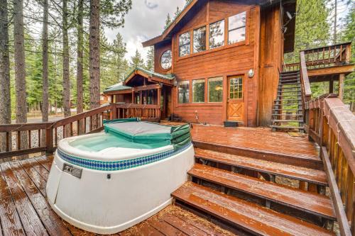 Deck with Hot Tub Serene Cabin in Truckee
