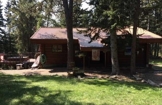 Deer Pass Lodge