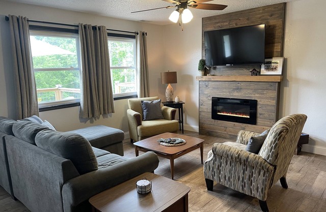 Deer Ridge Duplex - Beautiful Lake View with Shared Dock!