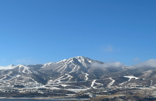 DEER VALLEY AND LAKE VIEWS & activities: Ski, Golf, Boating, Concerts, Biking