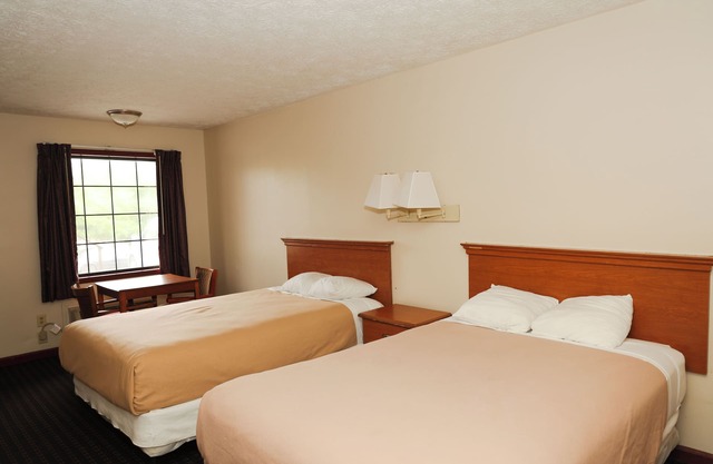 Deerfield Lodge
