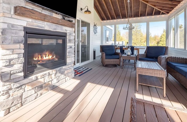 Deja Blue Beach Rental - A premier vacation rental managed by Shores