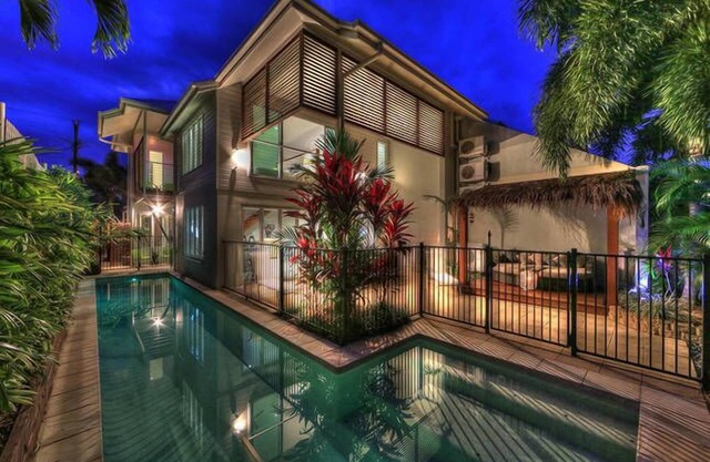Deja Vu Palm Cove 3 Kings beheizter Pool Privater Luxus 5 Minuten zu Fuß Strandcafés