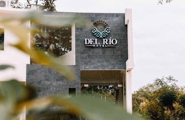 DEL RIO HOTEL