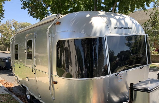 Delightful 1-bedroom Camper