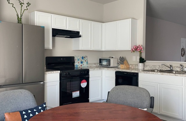 Delightful 4-bedroom house with AC in charming Searcy