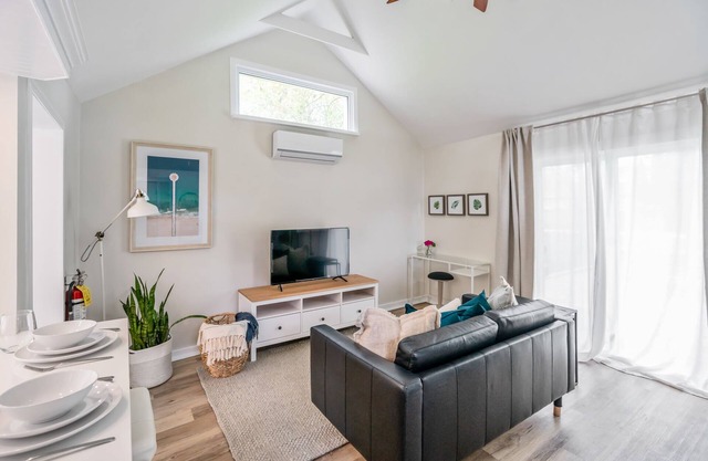 Delightful 1 Bdrm Tiny Home by River Old Town NOTL