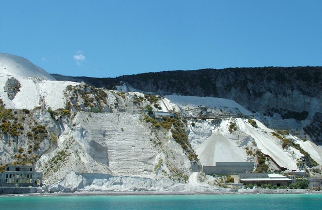 Herrliches Ferienhaus auf dem Land 2 km vom Meer entfernt in Gioiosa Marea