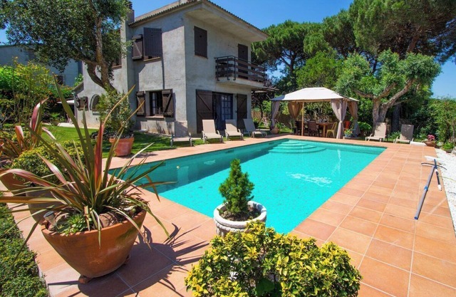Catalunya Casas: Gemütliche Villa Meli für bis zu 10 Personen im Herzen der Costa Brava!