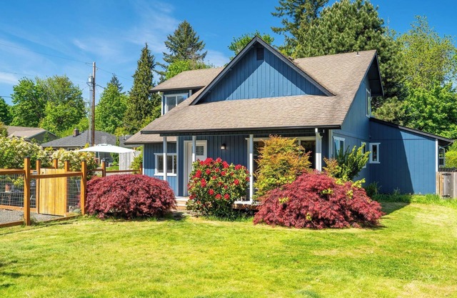Delightful Family-Friendly Home in the Heart of WA