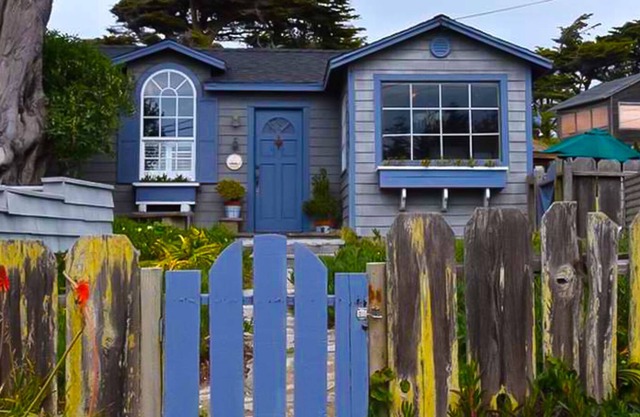 Delightful Home in Salmon Creek Near the Beach w/Private Washer/Dryer, Free WiFi