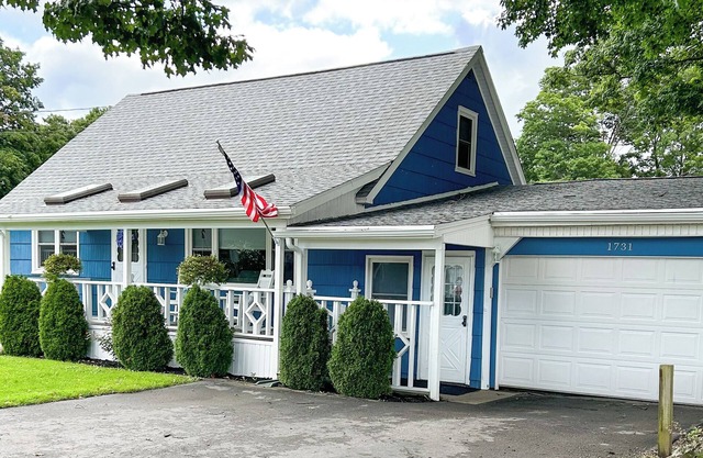 Delightful, newly renovated, 3 bedroom cape in a charming country setting