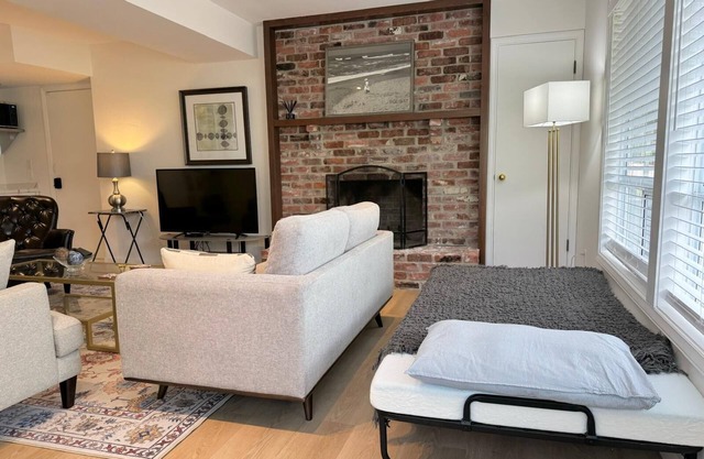 Delightful studio with WiFi in charming Edmonds