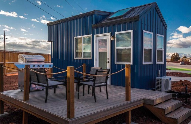 Delightful tiny home conveniently located