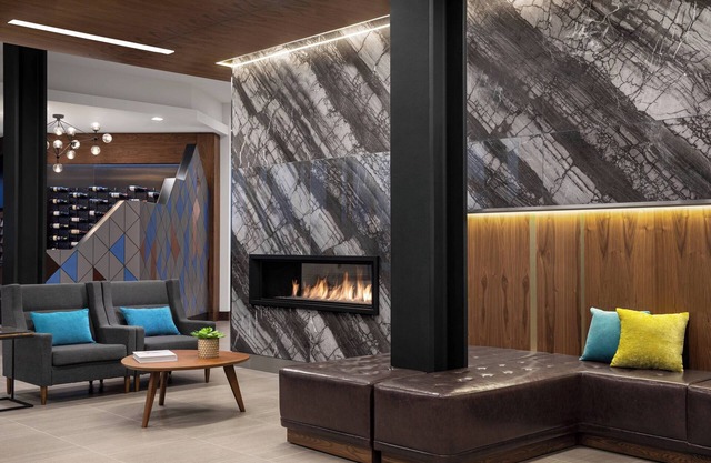 Delta Hotels by Marriott Thunder Bay