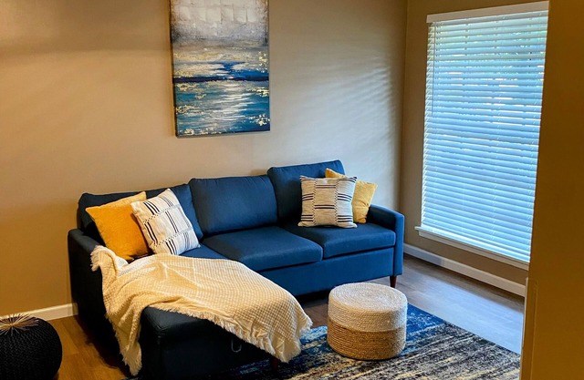 Delta Jewel/Entire Home