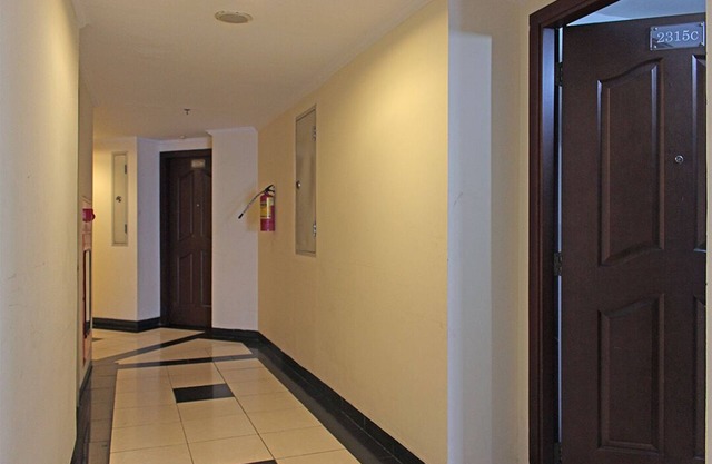 Deluxe 2BR Apt mit Stadtblick - GWR 1715