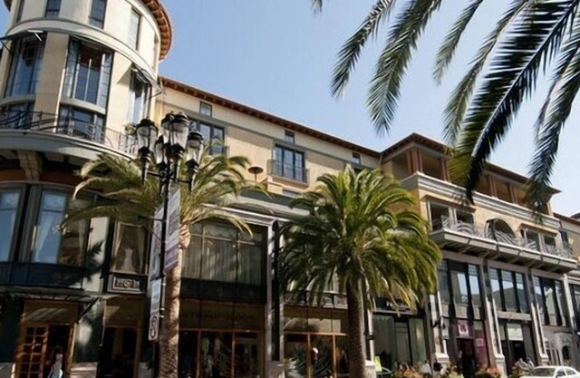 Deluxe Condo günstig in San Jose Santana Row Upscale Nachbarschaft